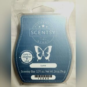 LUNA Wax Bar, Scentsy, New